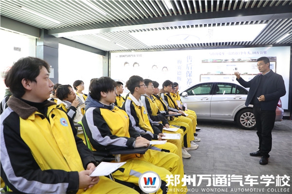 校園專場(chǎng)招聘會(huì)，優(yōu)質(zhì)崗位任你選！