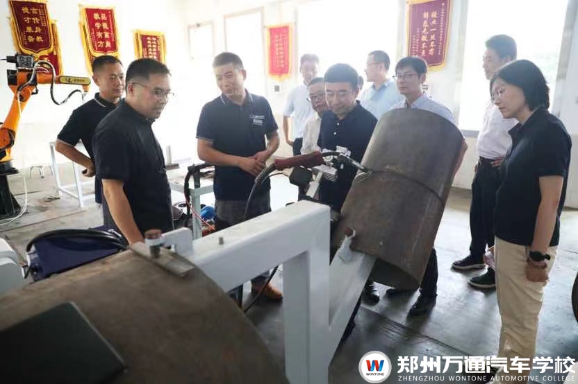 金陵船廠走進(jìn)萬通，企業(yè)交流會(huì)圓滿舉行