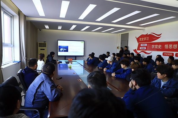 校企合作譜新篇，技能成才贏未來