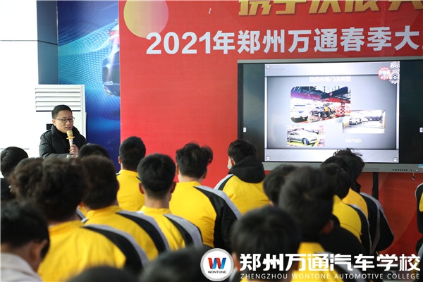 創(chuàng)業(yè)總監(jiān)進(jìn)校園，實(shí)例分析干貨滿滿!