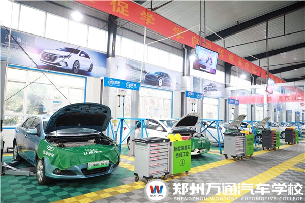 專業(yè)速遞|新能源汽車專業(yè)，開啟“源”夢新時代