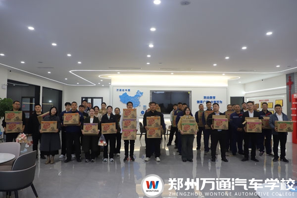 夜暖校園 情系學子 | 鄭州萬通以 “宿舍關懷” 踐行 “以生為本”