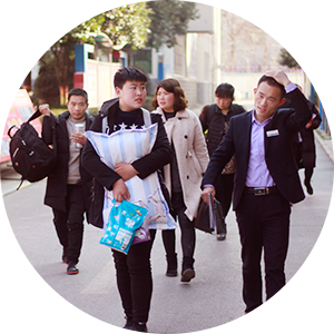 報(bào)名學(xué)習(xí)需要攜帶哪些證件和物品