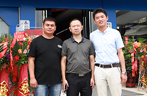 鄭州萬(wàn)通汽車(chē)學(xué)校創(chuàng)業(yè)幫扶