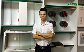 鄭州萬(wàn)通汽車(chē)學(xué)校_陳良勇