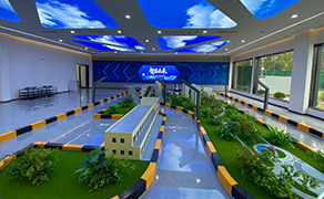 鄭州萬通汽車學校_智能網聯(lián)實訓室